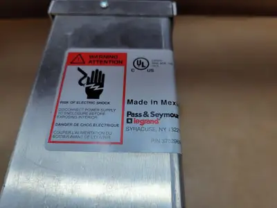 USED PASS & SEYMOUR 7833-MD