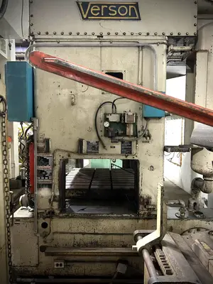 USED 1973 VERSON VERSON S2-200-60-48T PRESS