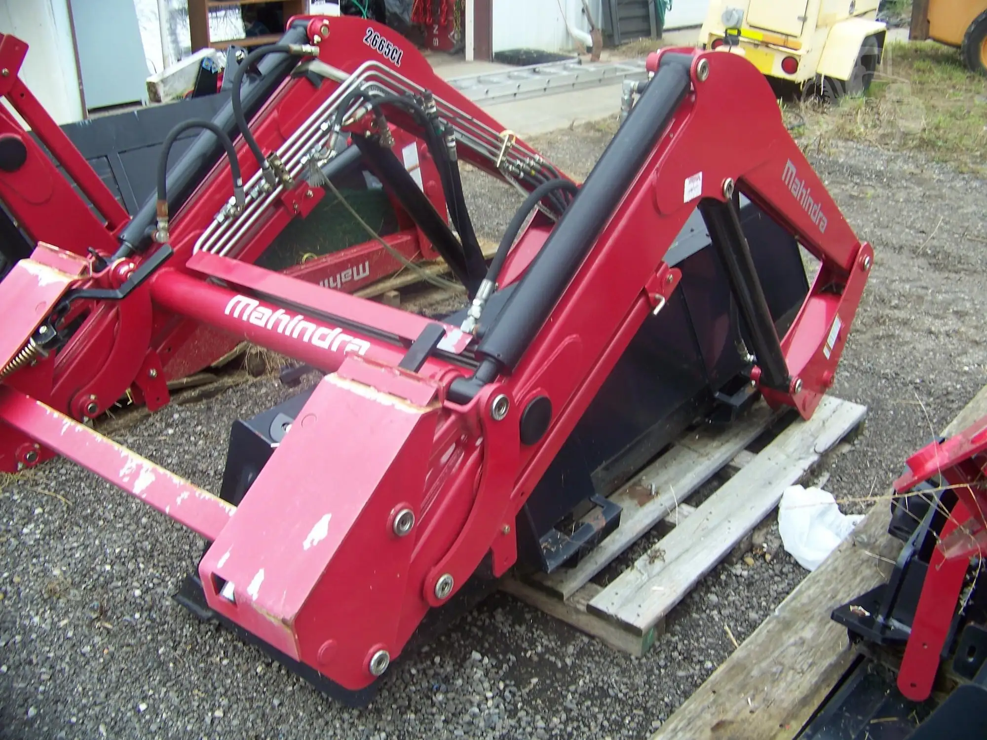 New | in-Stock MAHINDRA 2665CL Front Loaders Michigan US | NAS Sales #1557816