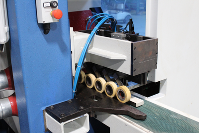 Friulmac Randomat Multirex End Matcher, with Stackable Spindles for Fast Change-Over
