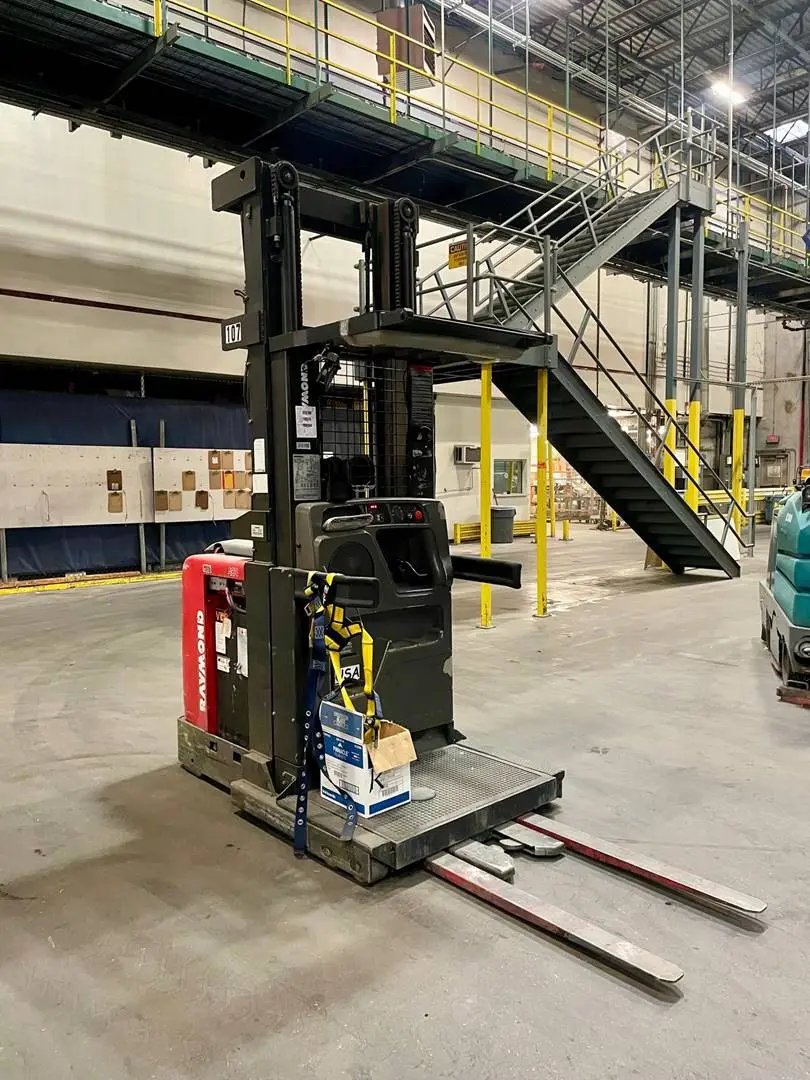 Used 2016 RAYMOND 550-OPC30TT Order Pickers Texas US | TB Forklifts #1274897