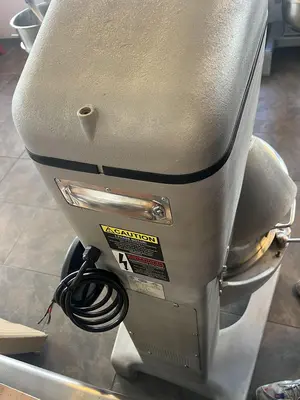 Used GLOBE SP60P-3 Planetary Mixers Florida US | BAM Discount Restaurant Equipment #1415429