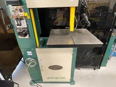 2021 GRIZZLY G0807 Vertical Band Saws | Clark Machinery Sales, LLC (2)