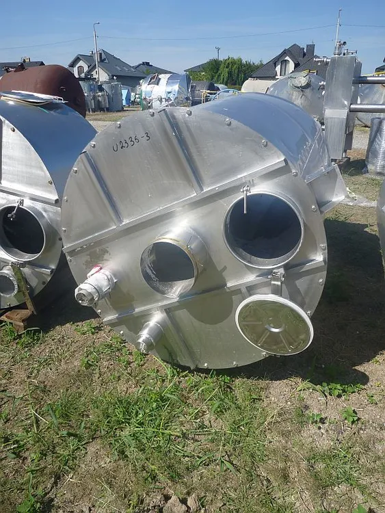 Used _UNKNOWN_ 2,000 LITRE Bins PL | Perry Equipment #121621