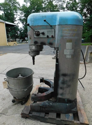USED HOBART 140 QUART