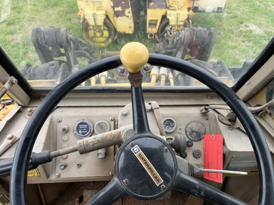 USED CAT IT 12 WHEEL LOADER /