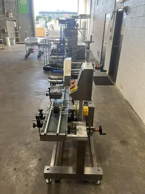 USED 2015 LABEL-ON BASIC 300