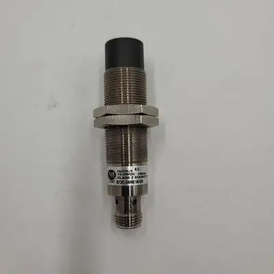 Used ALLEN-BRADLEY ALLEN BRADLEY 872C-D8NP18-D4 PROXIMITY SWITCH Switch Parts | ND Industrial Surplus #1218814