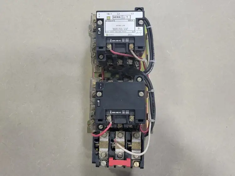 Used SQUARE D 8736SCO7V02S Switchgears British Columbia CA | Lenmark #242443