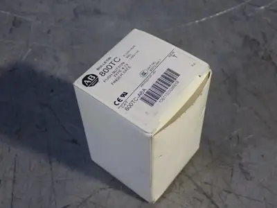 USED ALLEN BRADLEY 800TCA6A