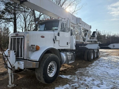 Used 2010 ALTEC AC38-127S Truck-Mounted Cranes Tennessee US | Moore Equipment #1517217