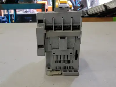 USED ALLEN-BRADLEY 100-C09D10