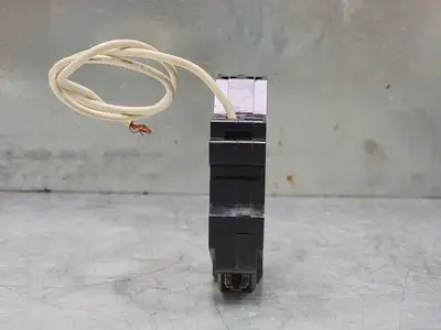 15 Amp, 1 Pole, 240 volts Circuit Breaker