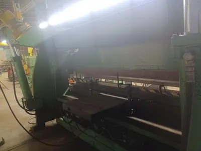 250 TON X 12' ACCURPRESS MODEL #725012 HYDRAULIC PRESS BRAKE: YOBRO #24251