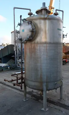 SPC8330  Tank 600 gallon vertical tank, Stainless Steel, low pressure jacket, dish