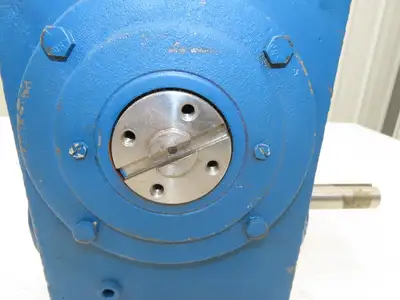 Cleveland 30EC 73M Gearbox 10:1 Reducer 5Hp 175rpm LH Slotted Adapter Output