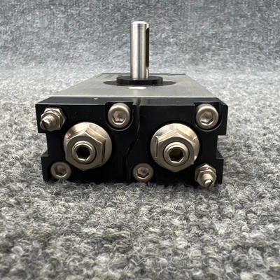 New | in-Stock SMC CDRQB-20 Rotary Actuators California US | Davliegogo LLC #1706910