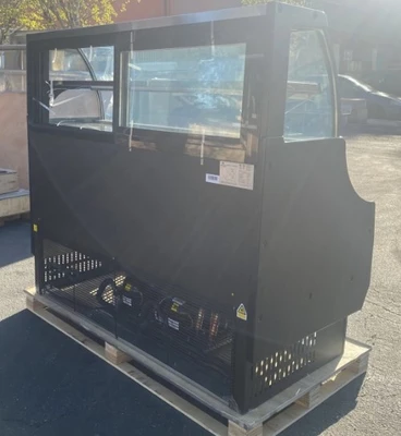 171-0135 62” Sandwich/Salad Self Contained Over/Under Cooler