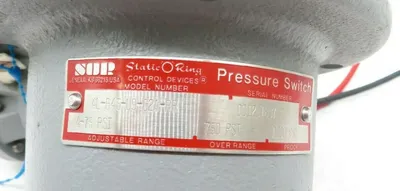 NEW SOR 4L-B45-U9-C2A-RR PRESSURE SWITCH 4LB45U9C2ARR