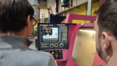 GEMINIS CNC Heavy Duty Flat Bed Lathe, in excellent condition, VIDEO, POA