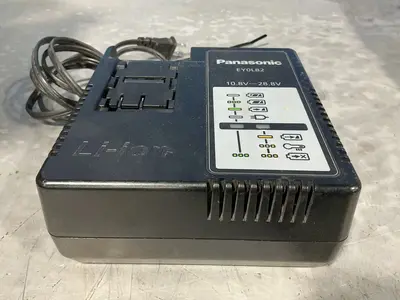 Used PANASONIC EY0L82 Battery Chargers Ohio US | HGR 24 #1507663