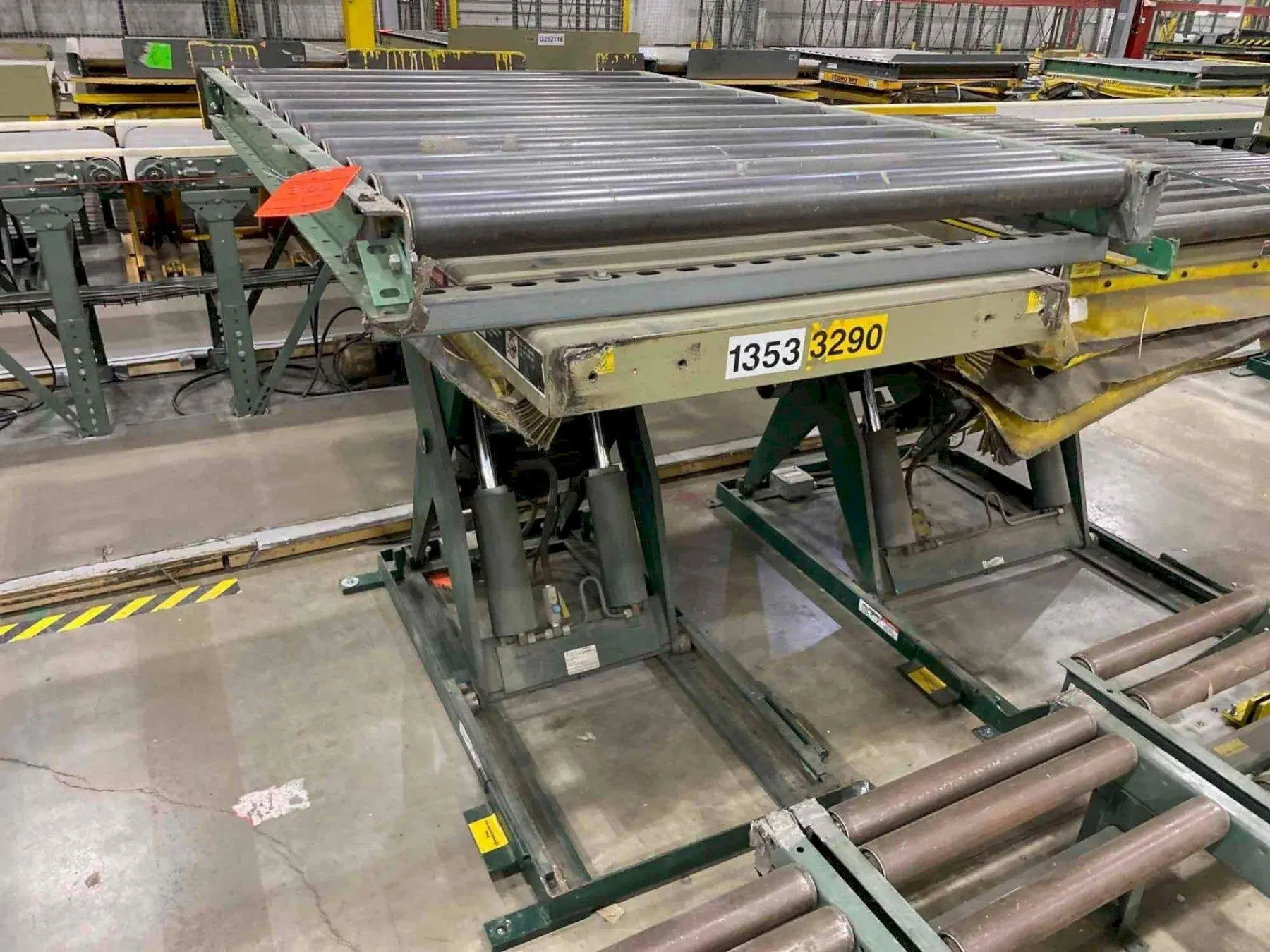 4000 LBS X 60" X 30" SOUTHWORTH MODEL #LS4-36 HYDRAULIC SCISSOR LIFT TABLE WITH ROLLER TOP, 110 VOLT: STOCK #20919
