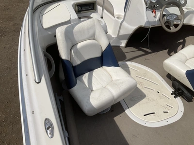 USED 2006 TAHOE TRACKER