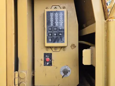USED 1996 CATERPILLAR 325L