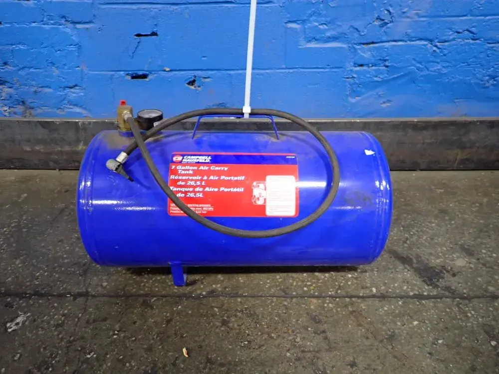 Campbell Hausfeld 7 Gal Air Tank