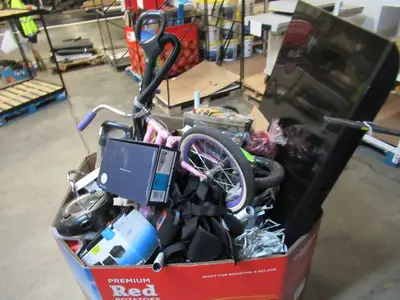 Pallet of Store Overstock and Ecommerce Product and Returns