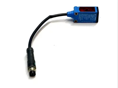 USED SICK PHOTOELECTRIC PROXIMITY SENSOR BACKGROUND SUPPRESSION 1075216