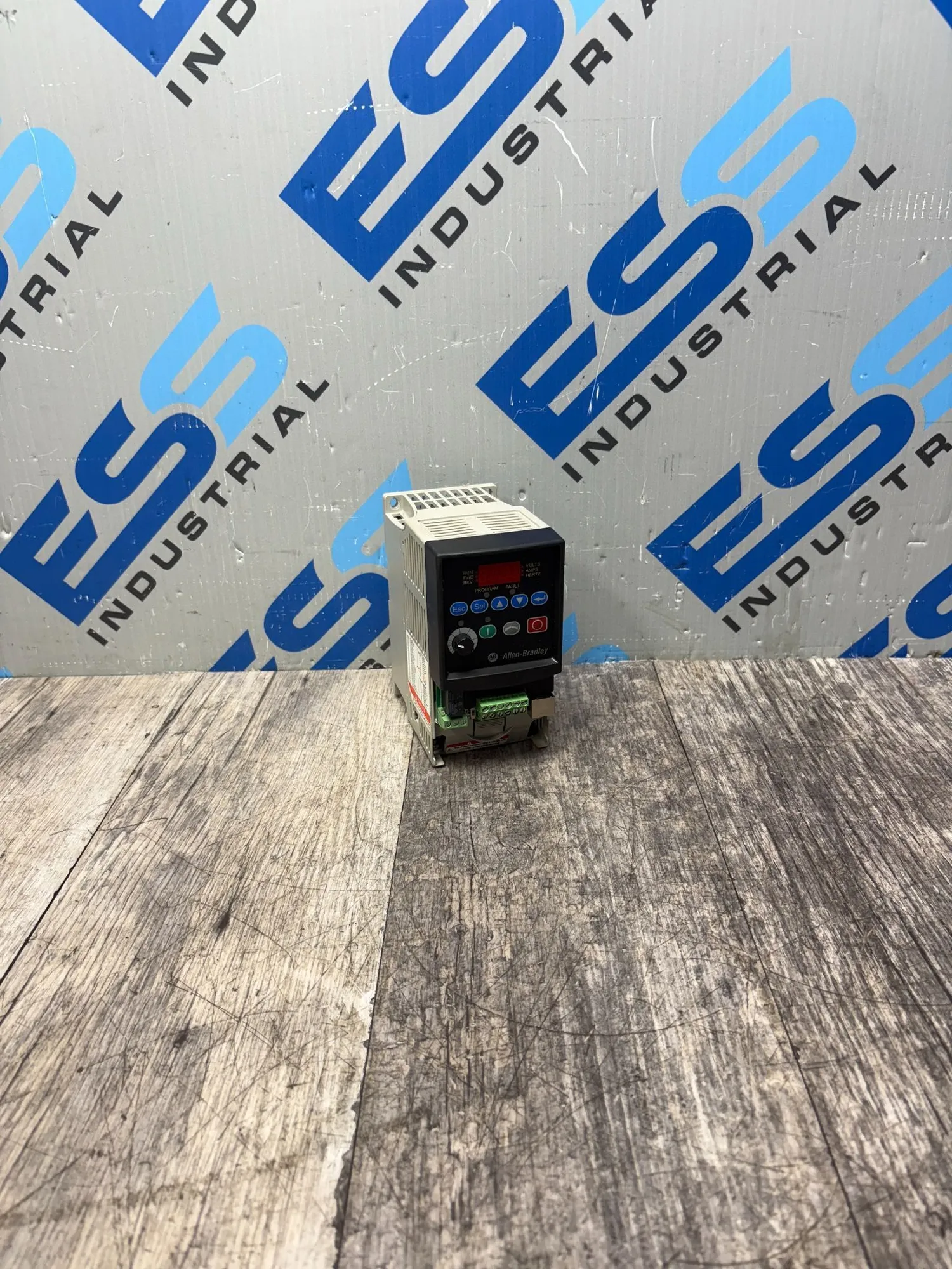 USED ALLEN BRADLEY 22A-D2P3N104