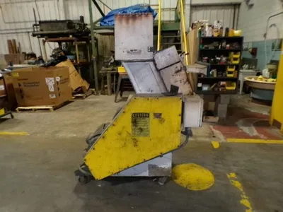 CONAIR 30 HP grinder Reprocessing Equipment, Granulators | Mark One Machinery (3)