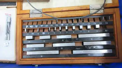 Used _UNKNOWN_ _UNKNOWN_ Roughness Testers TW | Apex Group #1551910