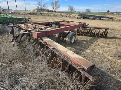 USED INTERNATIONAL 21'