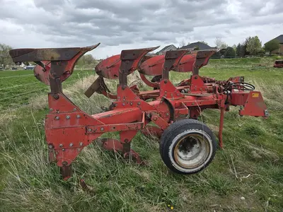 USED MASSEY FERGUSON 570