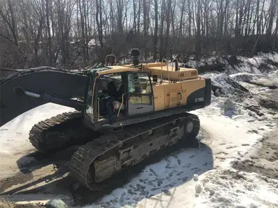 Used 2011 VOLVO EC700CL Crawler Excavators | Abele Tractor #1342879