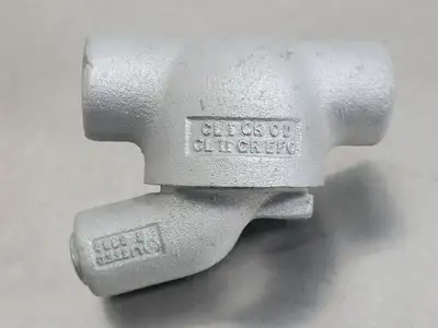 NEW CROUSE-HINDS EZS-2