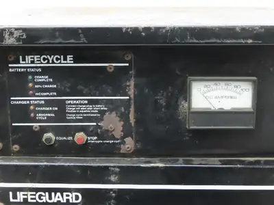 Hawker 6M450B Lifeguard Ferroresonant Charger 12V 381-450ah 208/240/480V 1Ph