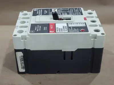 NEW CUTLER-HAMMER HMCP070M2C