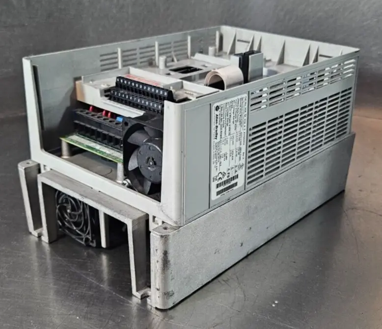 Allen Bradley 20AD014A0AYNANC0 Powerflex 70 AC Drive (BIN741)