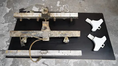 Black Bros 32″ Top & Bottom Hot Melt Glue Spreader Model 775