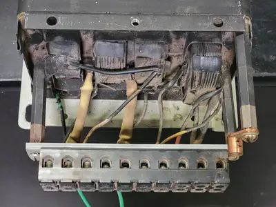 USED SOLA 63-23-210-C8
