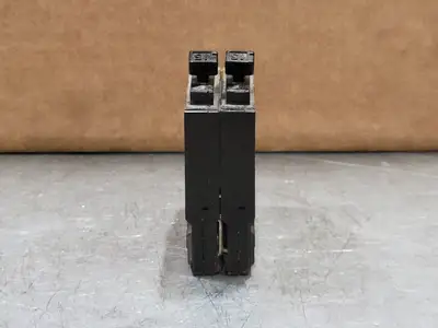 15 Amp, 2 Pole, 120/240 volts Circuit Breaker KW-619