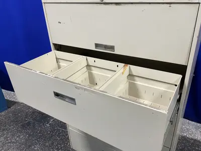 Used STEELCASE _UNKNOWN_ Cabinets Ohio US | HGR 24 #1407629