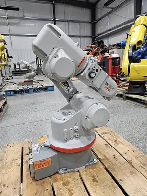 USED 2006 YASKAWA MOTOMAN HP3
