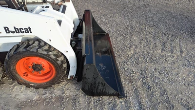 USED 2001 BOBCAT 553