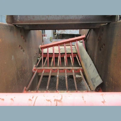 Derocker Finger Feeder