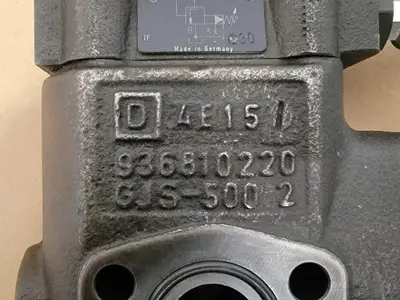 USED PARKER R5V08-51312A125