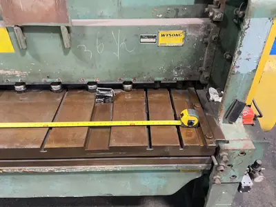 Used WYSONG AND MILES CO. 1610 Power Squaring Shears (Gauge) Ohio US | HGR 24 #1520787